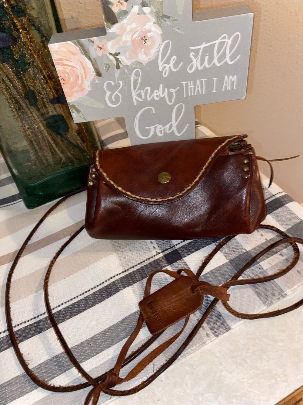 BED|STÜ Rustic Leather Crossbody 
100% Genuine Leather